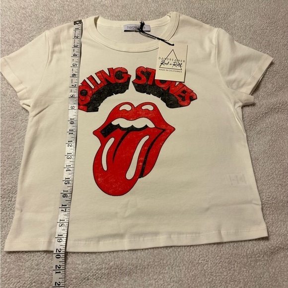 Daydreamer Rolling Stones Tongue Short Sleeve Boxy Crop Shrunken Tee Shirt - Picture 7 of 11
